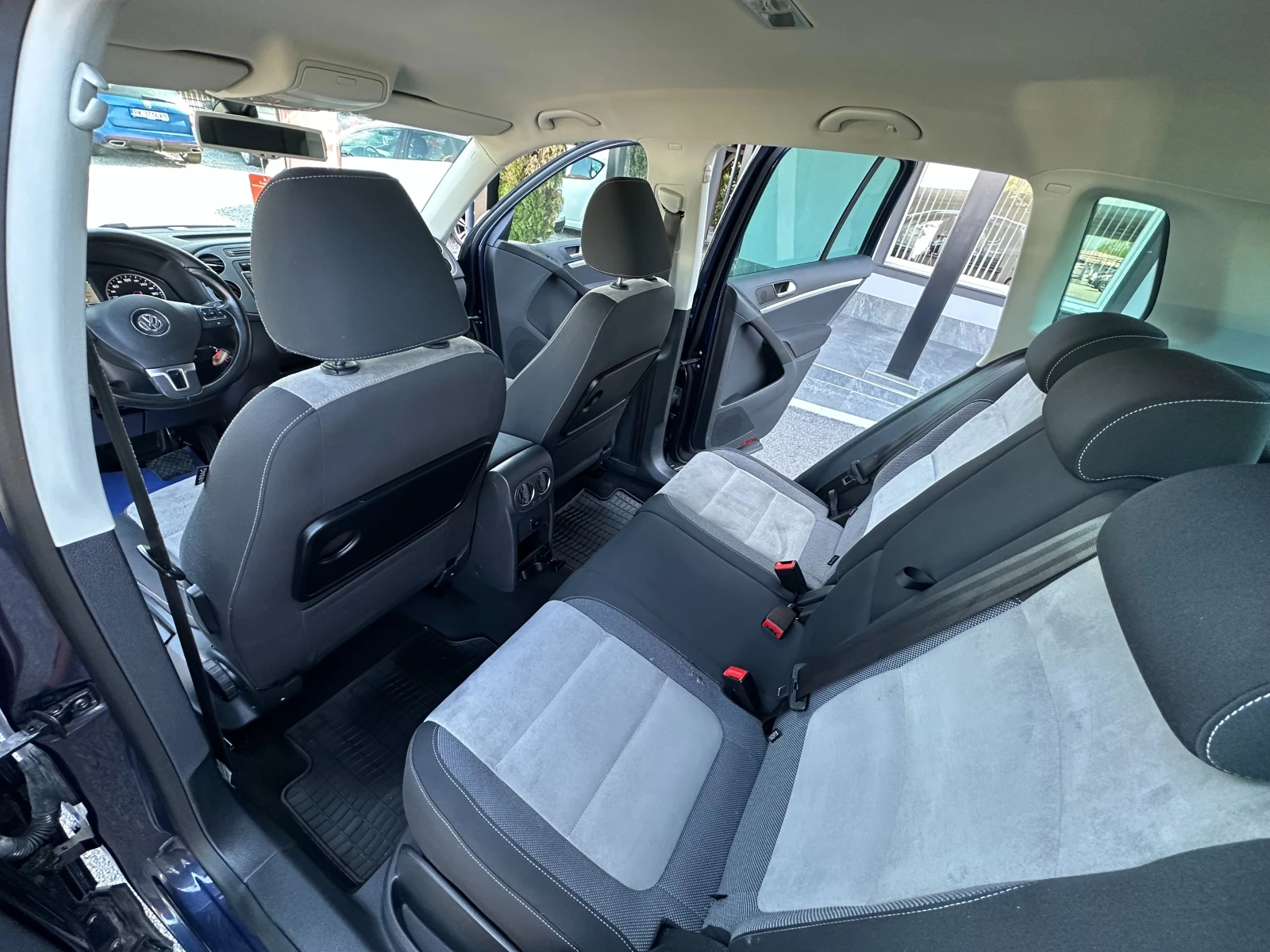 VW Tiguan 2.0 TDI 4 MOTION   | Mobile.bg   11