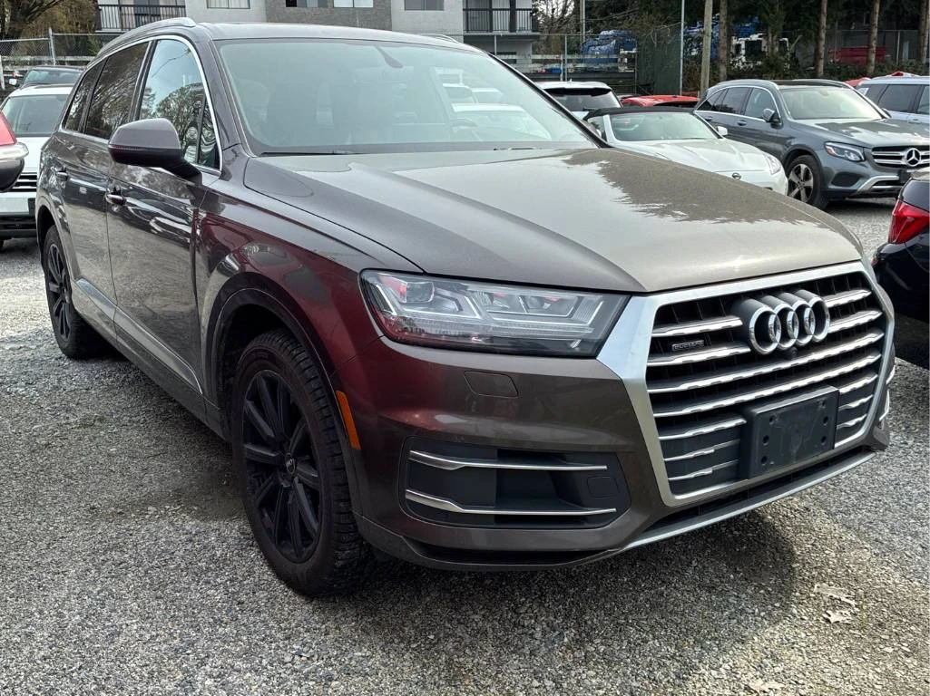 Audi Q7 Technik/CARFAX/Пано/360 КАМ/Подгрев/Обдух/БОСЕ/, снимка 3 - Автомобили и джипове - 54122935