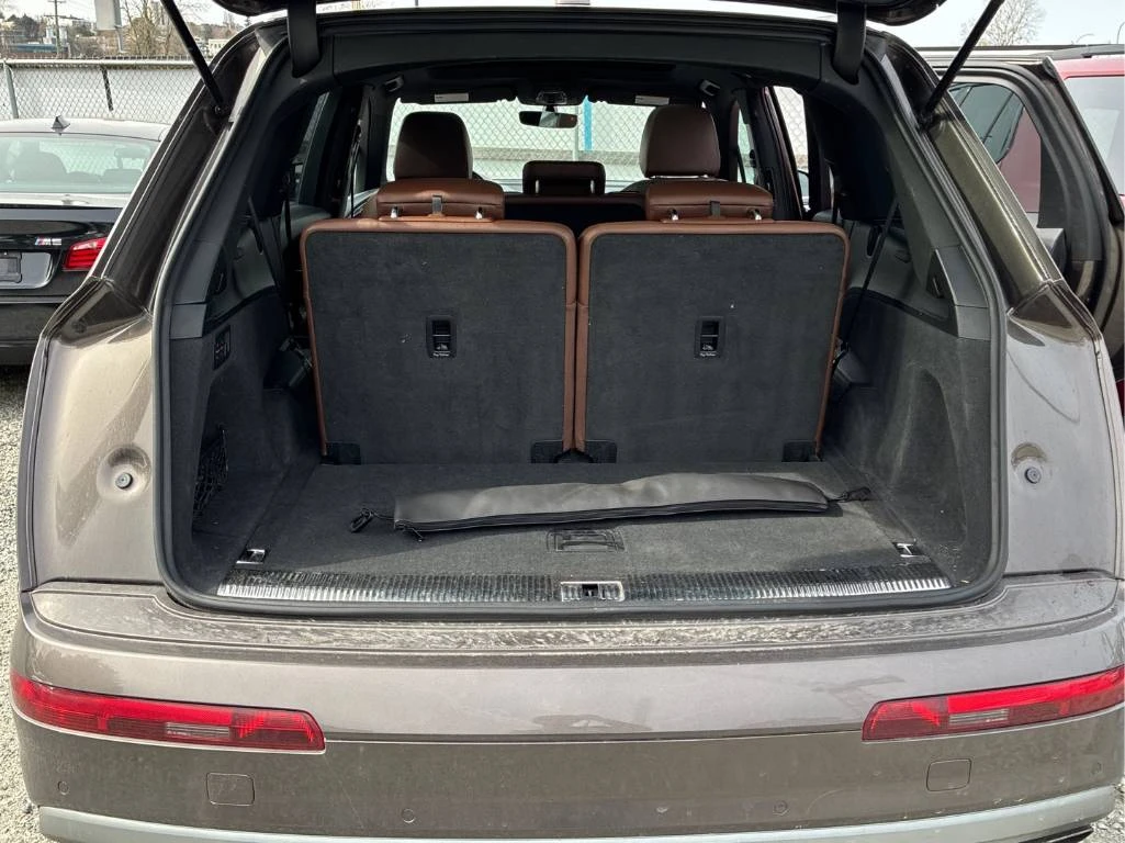 Audi Q7 Technik/CARFAX/Пано/360 КАМ/Подгрев/Обдух/БОСЕ/, снимка 15 - Автомобили и джипове - 54122935