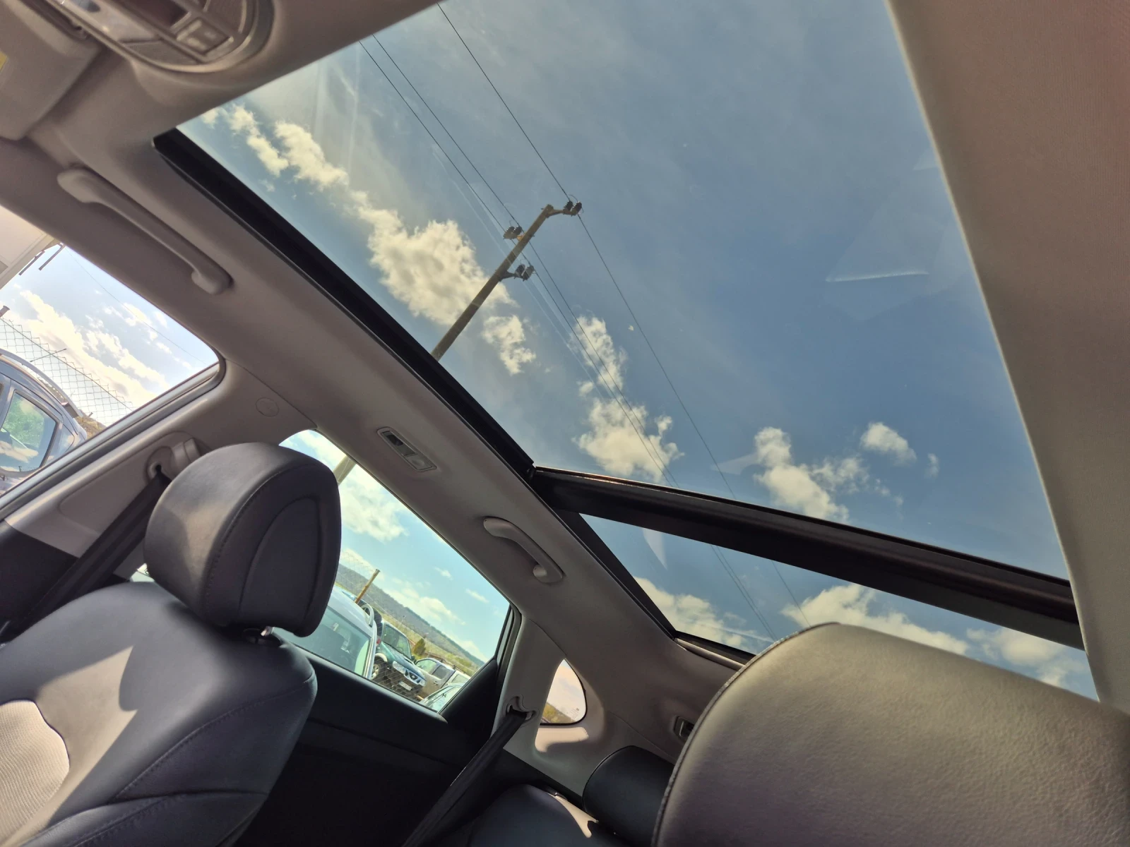 Hyundai Tucson 1.7CRDI, снимка 14 - Автомобили и джипове - 54175482