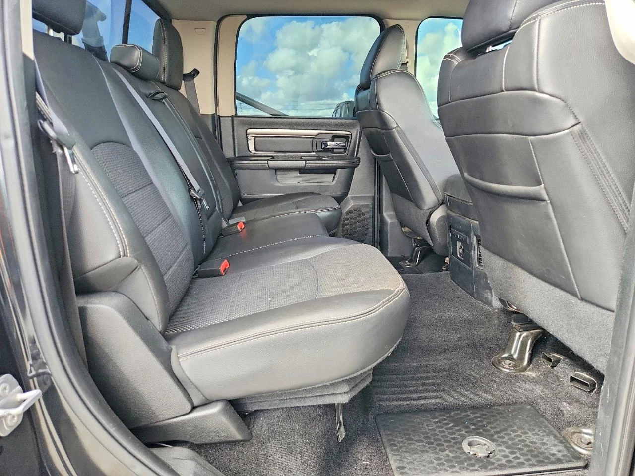 Dodge RAM 1500 SPORT* BEADLOCK* 5.7 HEMI | Mobile.bg � ����������� 10