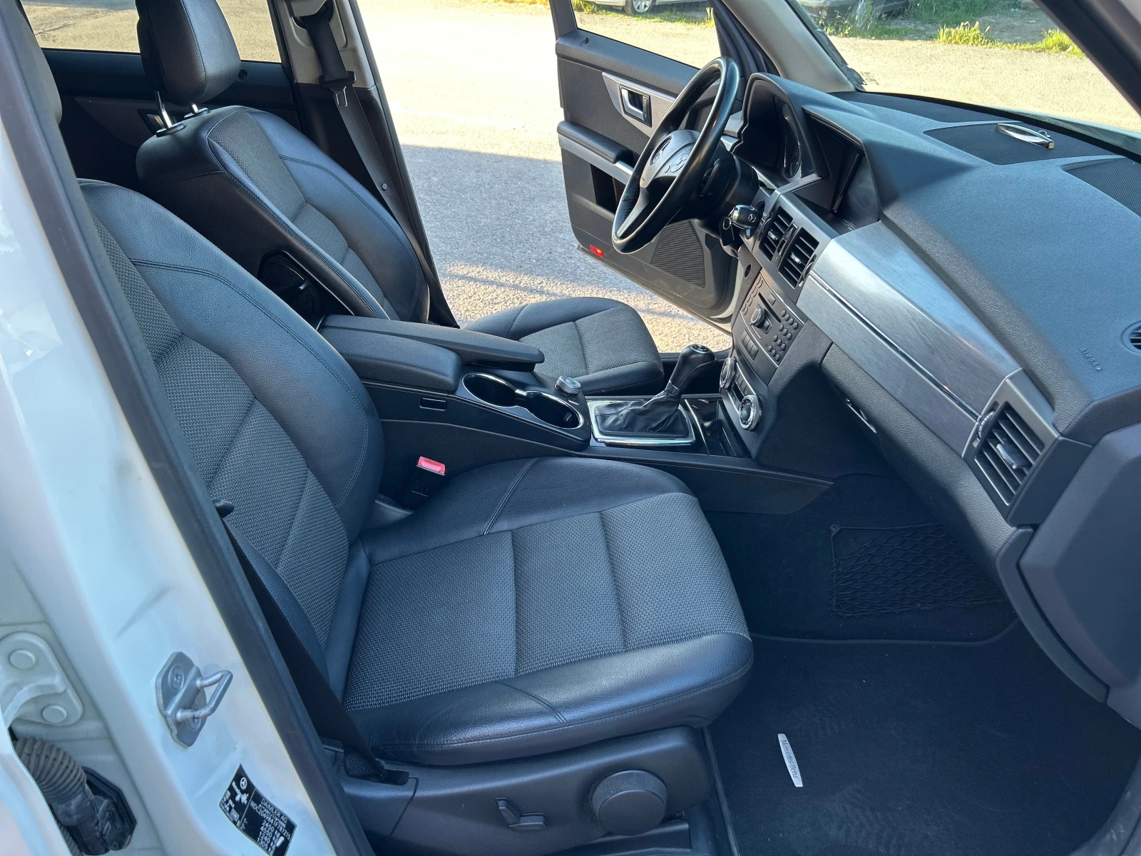 Mercedes-Benz GLK 220 4MATIK PREMIUM, снимка 13 - Автомобили и джипове - 54683001