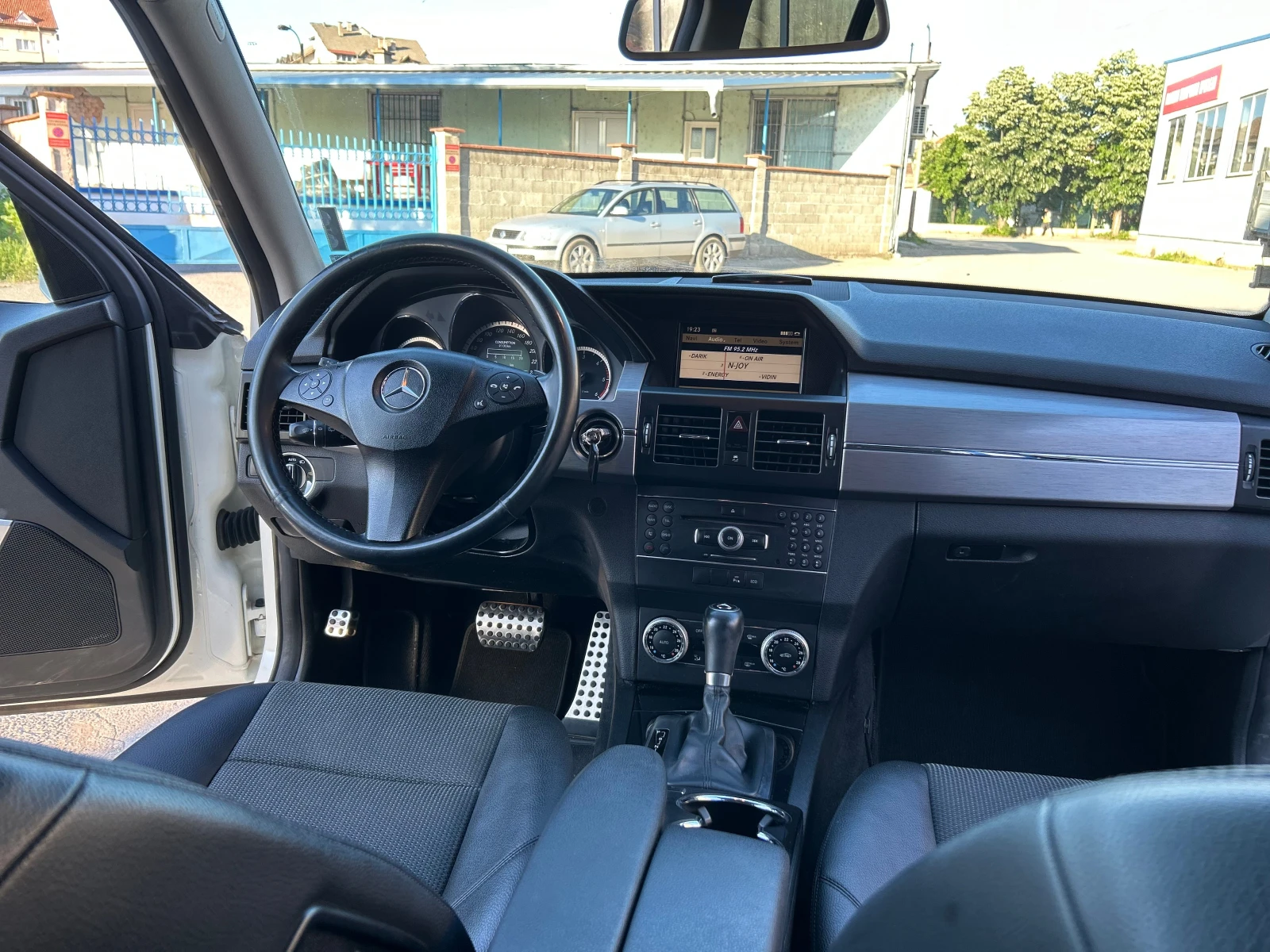 Mercedes-Benz GLK 220 4MATIK PREMIUM, снимка 14 - Автомобили и джипове - 54683001