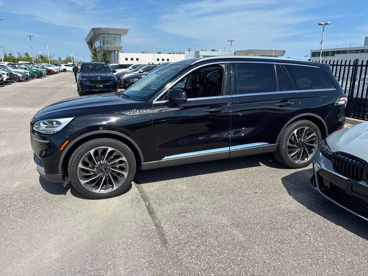 Lincoln Aviator * Reserve * CARFAX * БЕЗ ПЪРВОНАЧАЛНА ВНОСКА, снимка 2 - Автомобили и джипове - 54702197