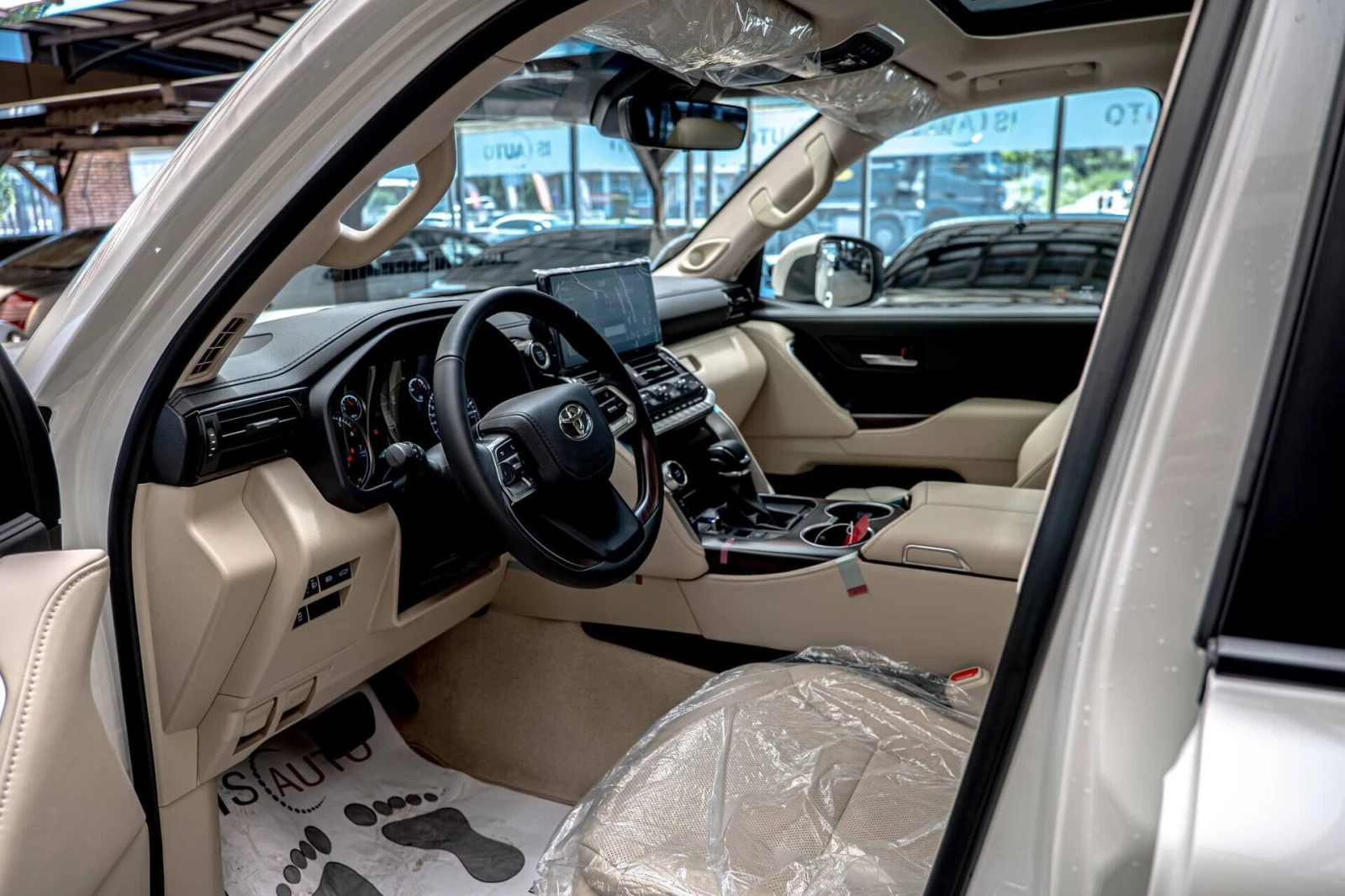 Toyota Land cruiser 300 3.5BiTurbo/Камера/Обдухване/JBL/RSE/Чисто нов , снимка 7 - Автомобили и джипове - 54717968