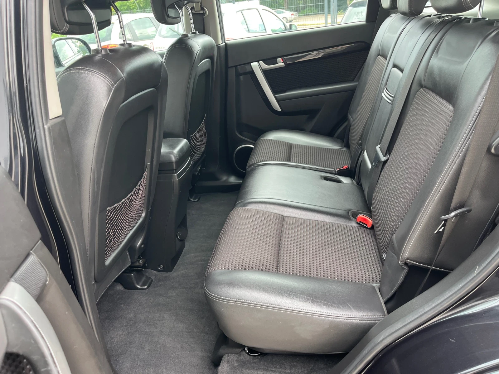 Chevrolet Captiva 7 места, снимка 9 - Автомобили и джипове - 55132966
