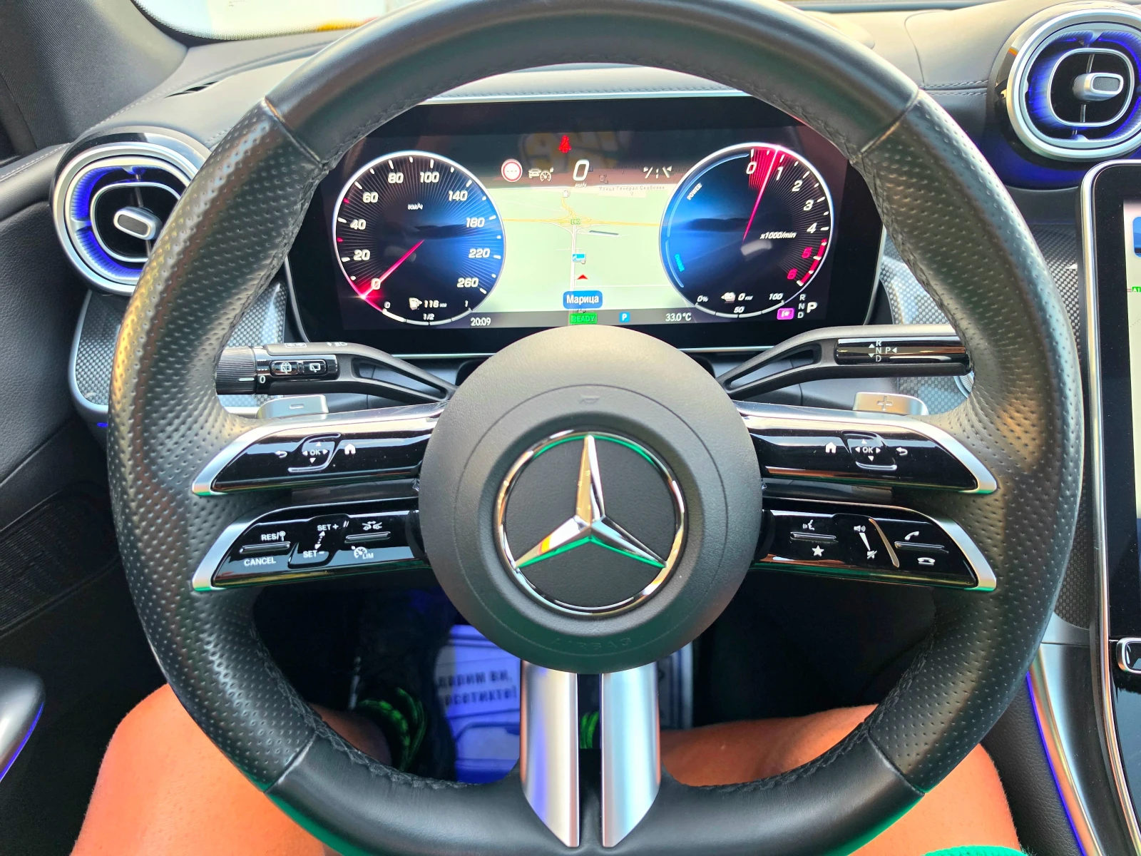 Mercedes-Benz GLC 300 300DE* 4MATIC* PLUG-IN HYBRID* AMG* LINE 9G-TRONIC, снимка 15 - Автомобили и джипове - 55343628