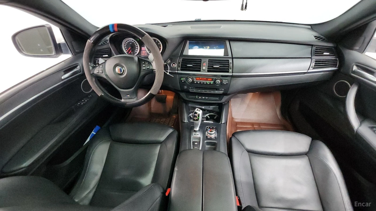 BMW X6 M* КОЖА* ПОДГРЕВ* ОБДУХВАНЕ* HEADUP* LANE ASS, снимка 6 - Автомобили и джипове - 55425394