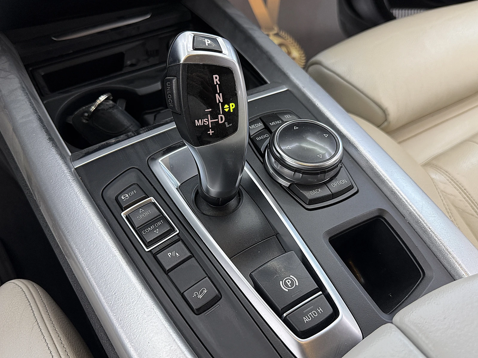 BMW X5 Xdrive/Individual/KeulessGo/СОБСТВЕН ЛИЗИНГ, снимка 15 - Автомобили и джипове - 55739377