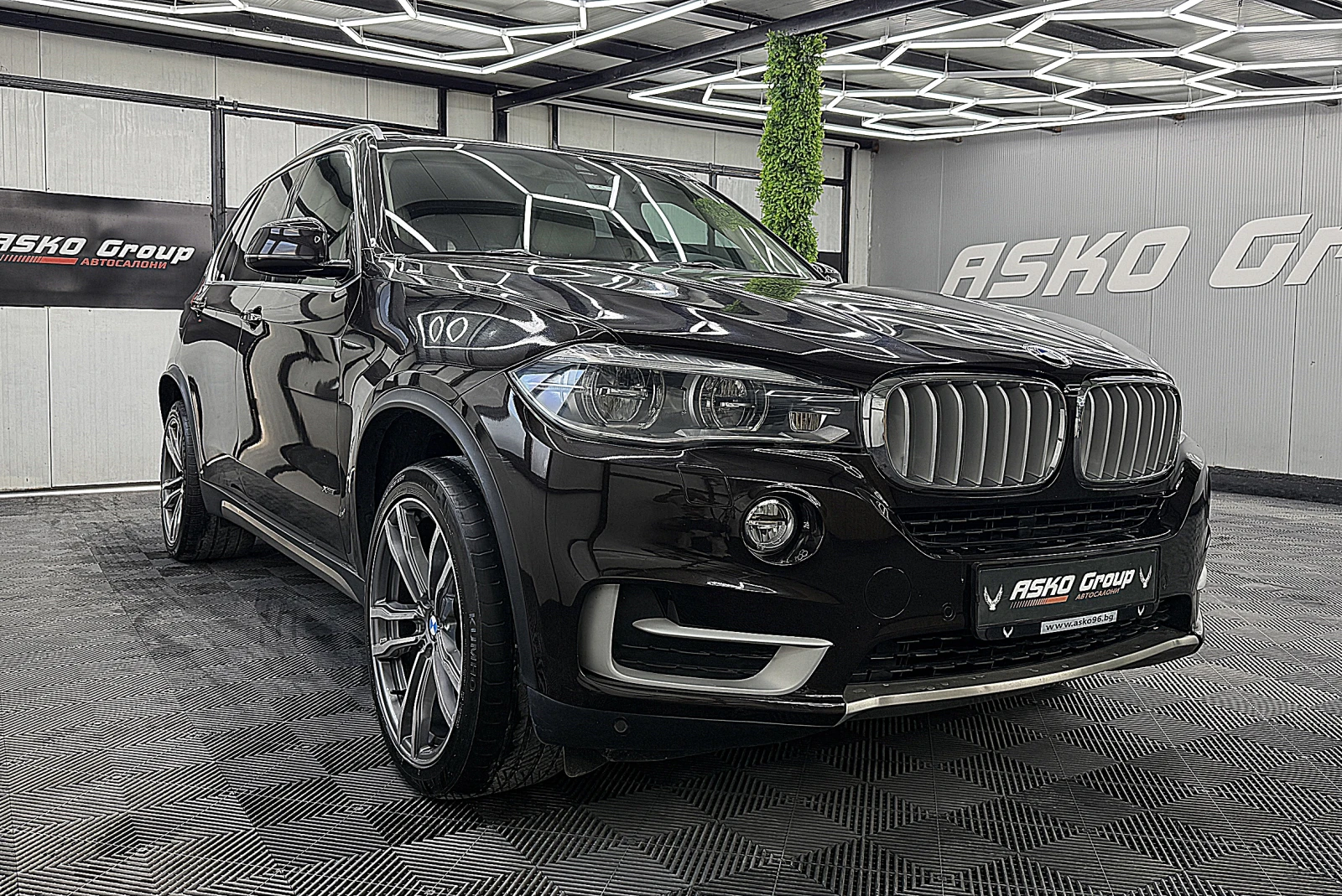 BMW X5 Xdrive/Individual/KeulessGo/СОБСТВЕН ЛИЗИНГ, снимка 3 - Автомобили и джипове - 55739377