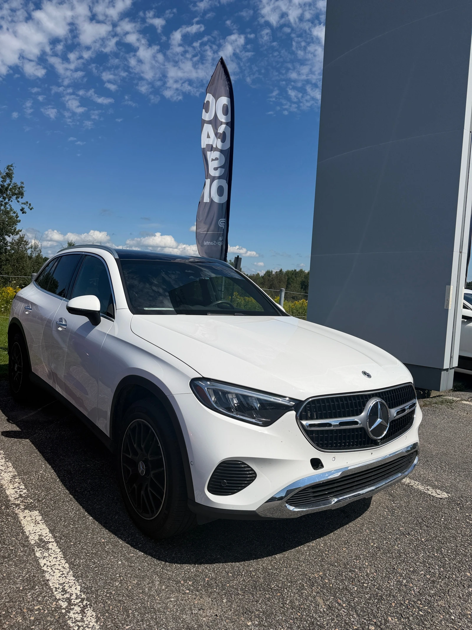 Mercedes-Benz GLC 300 CARFAX * БЕЗ ПЪРВОНАЧАЛНА ВНОСКА, снимка 3 - Автомобили и джипове - 55911676