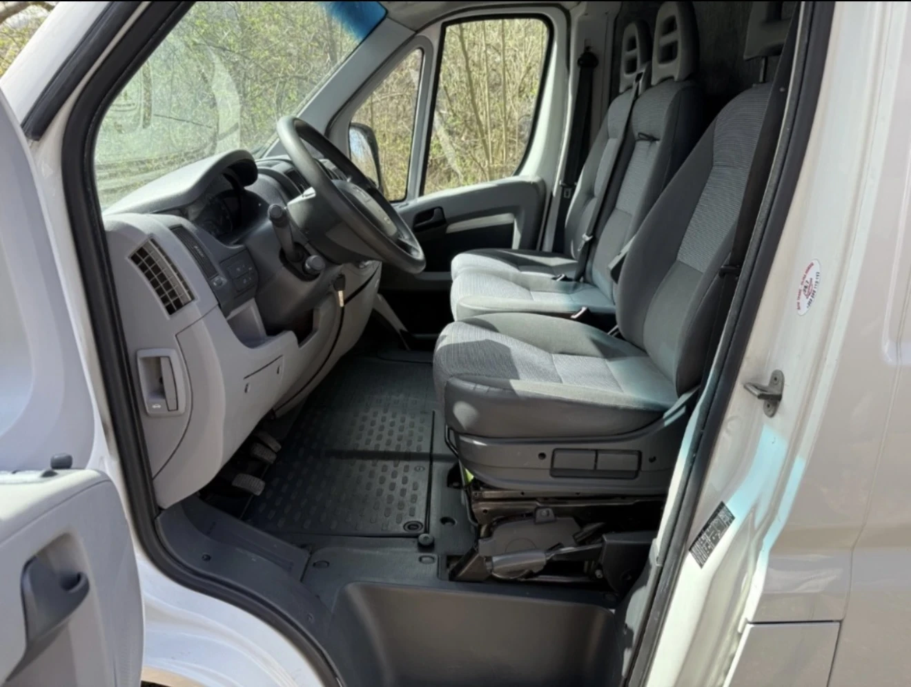 Peugeot Boxer 2.2HDI KLIMA - изображение 9