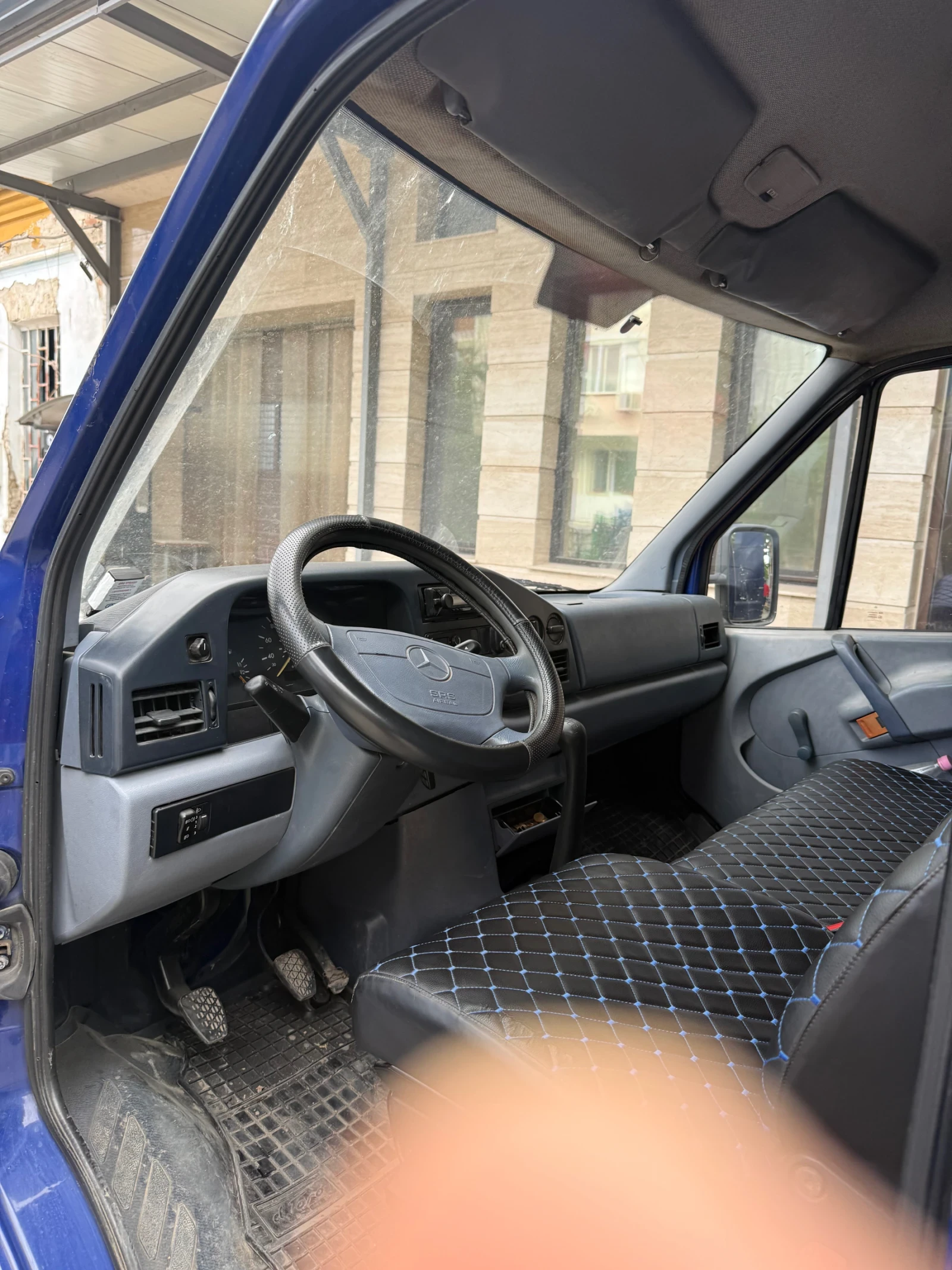 Mercedes-Benz Sprinter 412, снимка 3 - Бусове и автобуси - 54543309