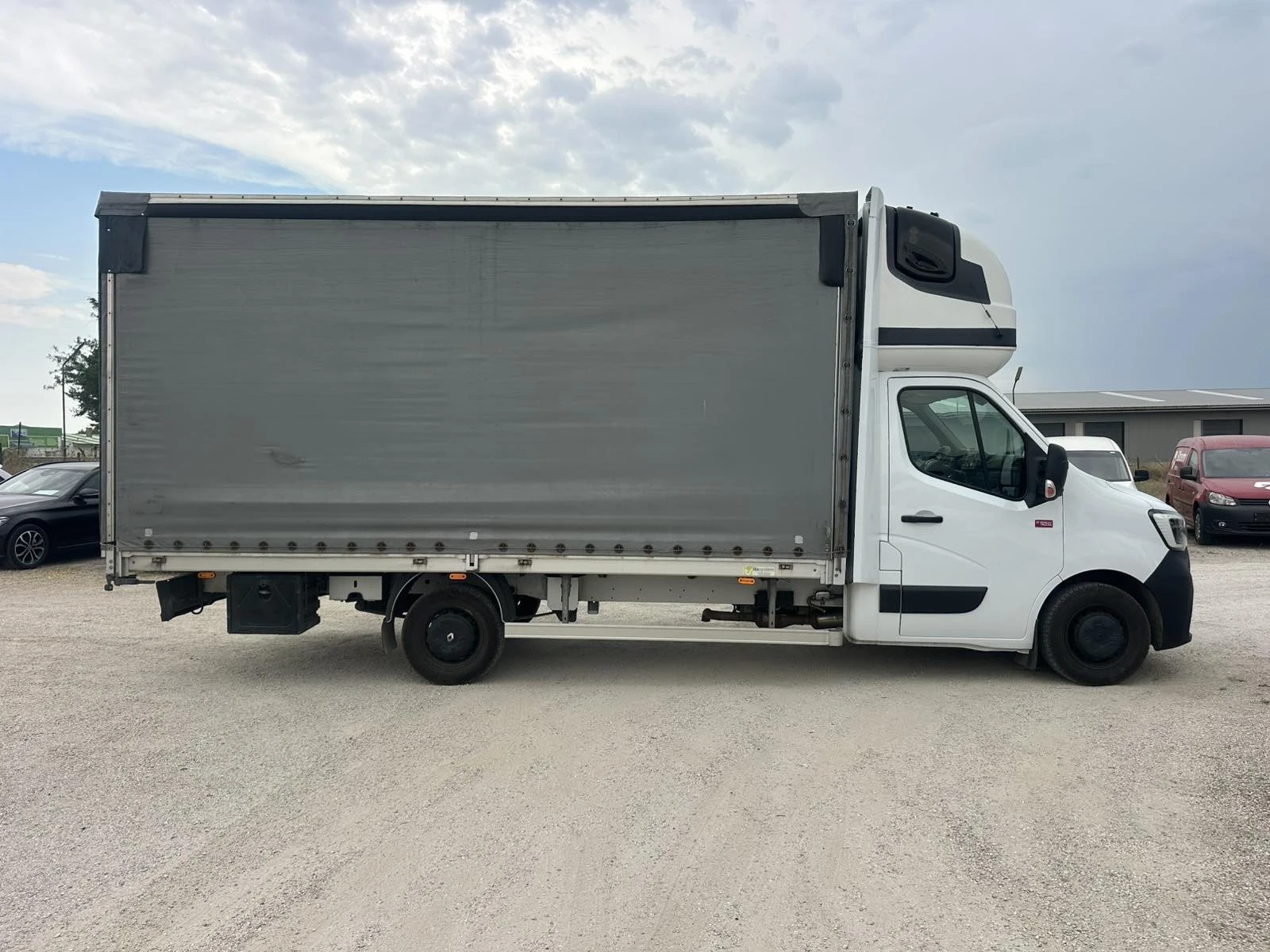 Renault Master, снимка 3 - Бусове и автобуси - 55804324