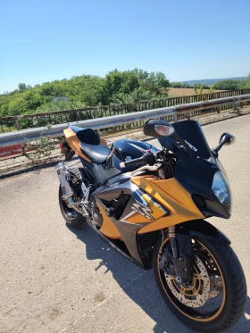 Suzuki Gsxr K8, снимка 1