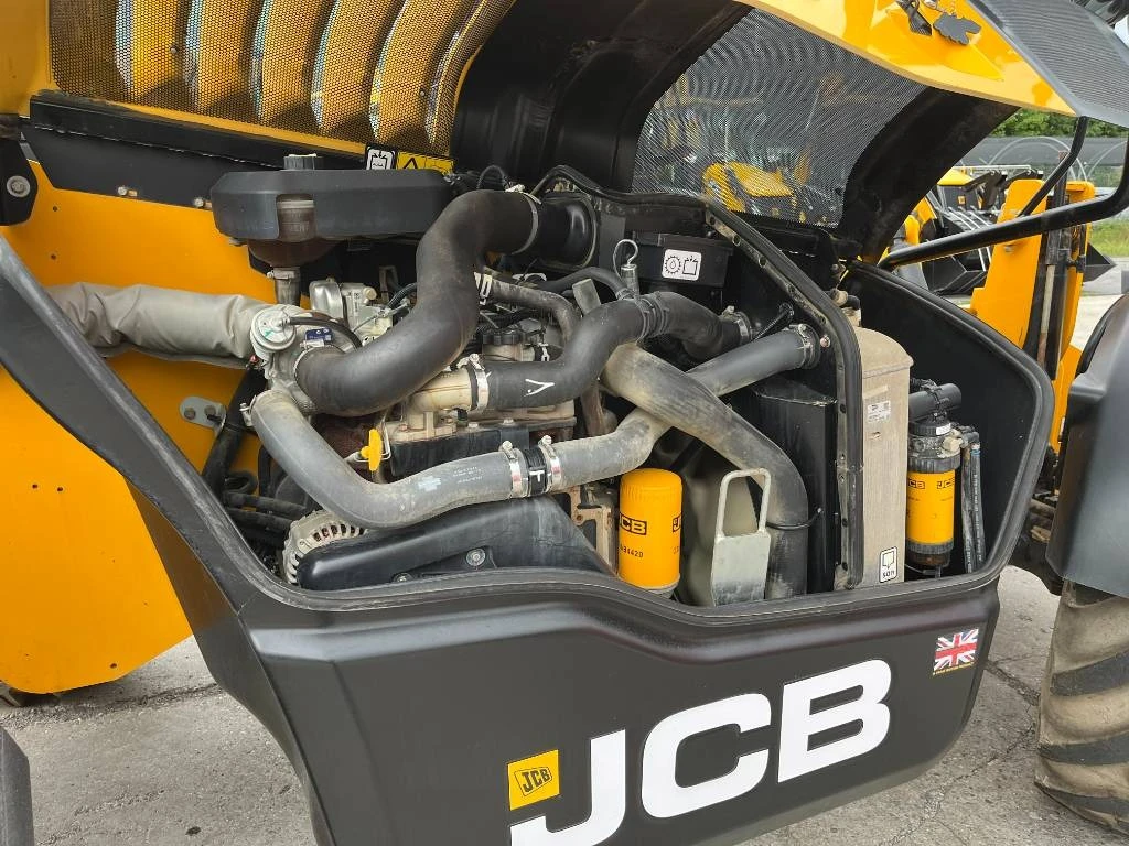 Телескопични товарачи JCB 535V125 - изображение 4