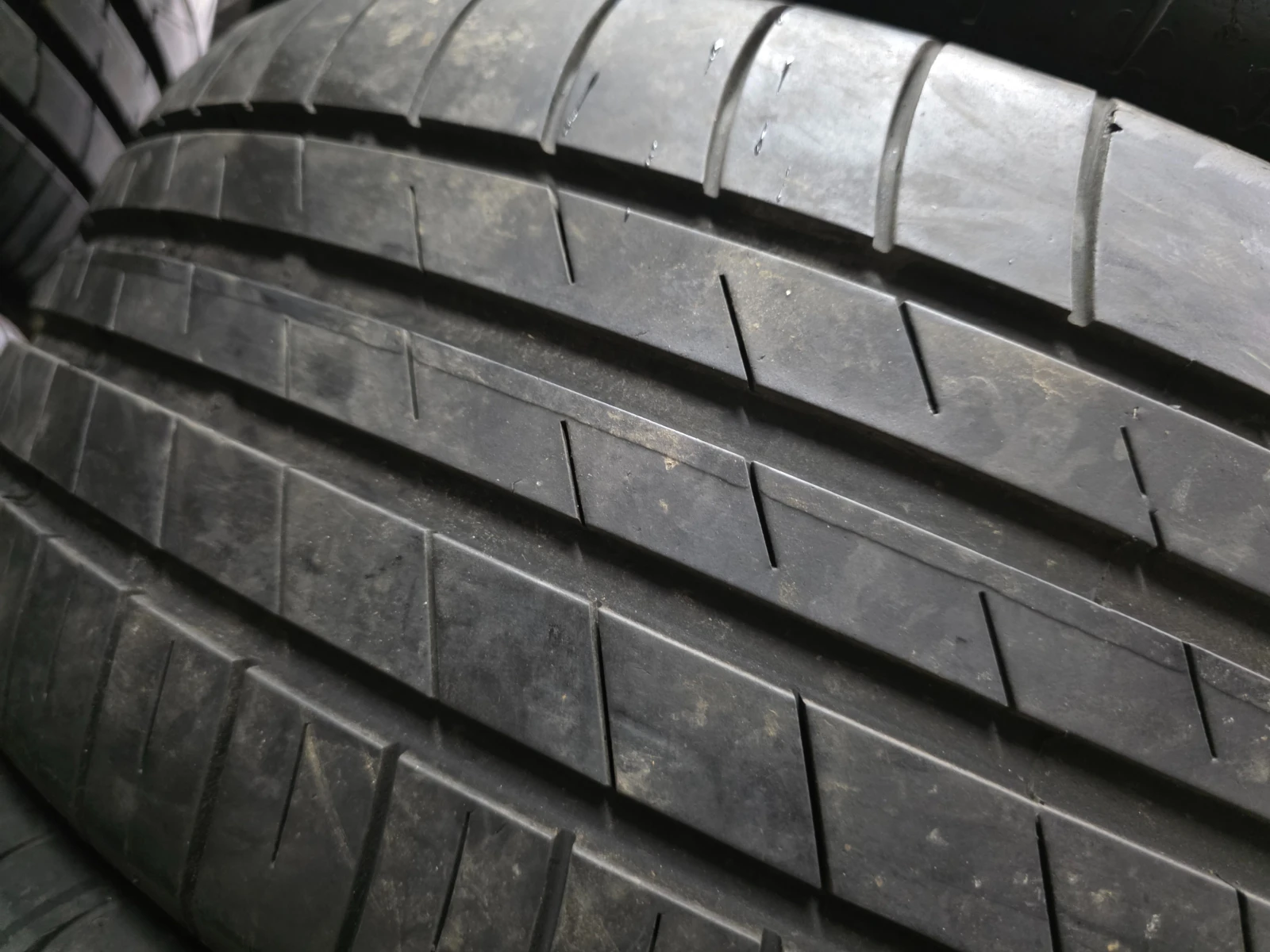 Гуми Летни 225/55R17, снимка 6 - Гуми и джанти - 53981499