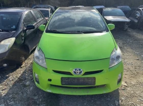 Toyota Prius 1.8 hybrid 136кс На части!, снимка 2