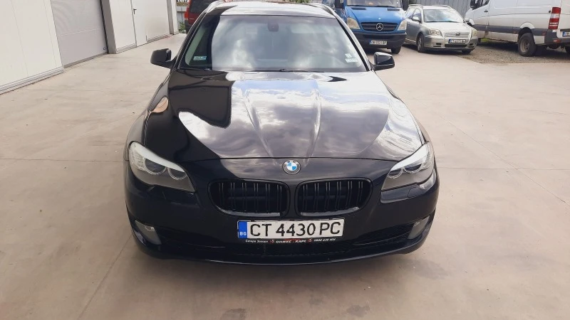 BMW 520 F11, снимка 2 - Автомобили и джипове - 48220390