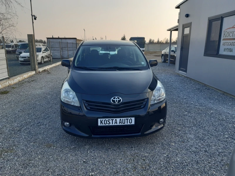 Toyota Verso, снимка 10 - Автомобили и джипове - 49274221