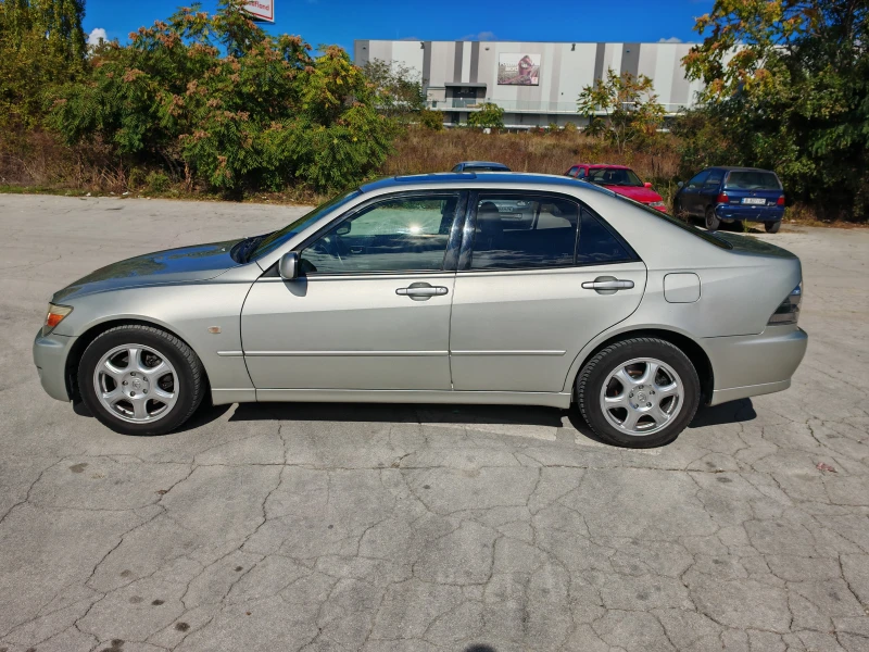Lexus IS 200, снимка 4 - Автомобили и джипове - 52486240