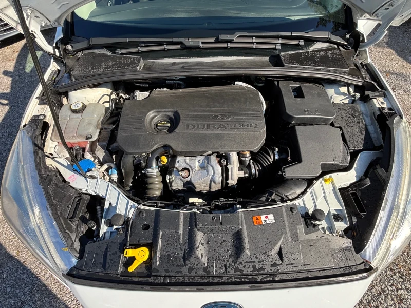 Ford Focus 1.5 TDCI , снимка 13 - Автомобили и джипове - 52105529
