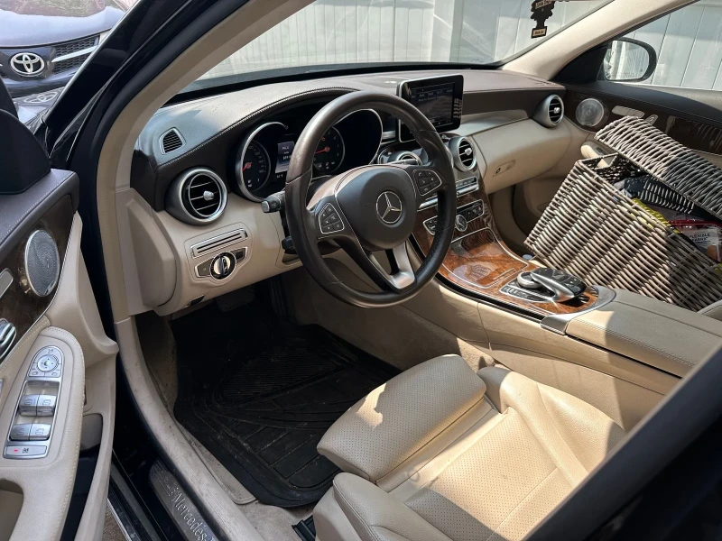 Mercedes-Benz C 300 4MATIC LUXURY PACKAGE, снимка 4 - Автомобили и джипове - 52403220