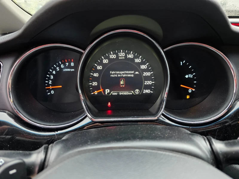 Kia Ceed 1.6 GDI Avtomat, снимка 10 - Автомобили и джипове - 52552076