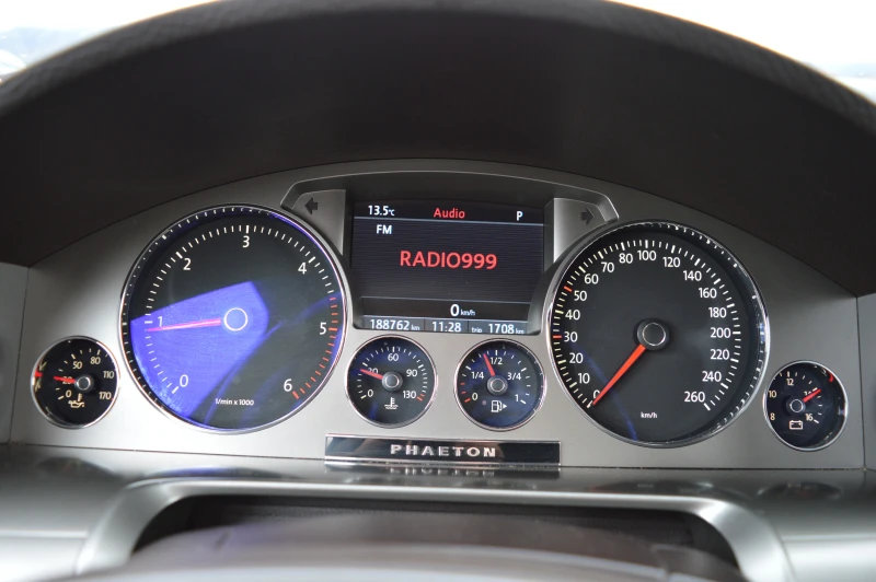 VW Phaeton 3.0TDI-FACELIFT-FULL EKSTRI, снимка 12 - Автомобили и джипове - 52571892