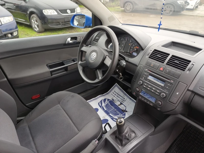 VW Polo 1.2i , снимка 11 - Автомобили и джипове - 52596527