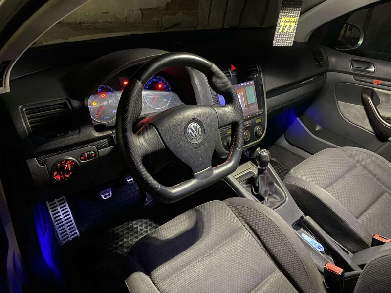 VW Golf, снимка 3 - Автомобили и джипове - 52921430