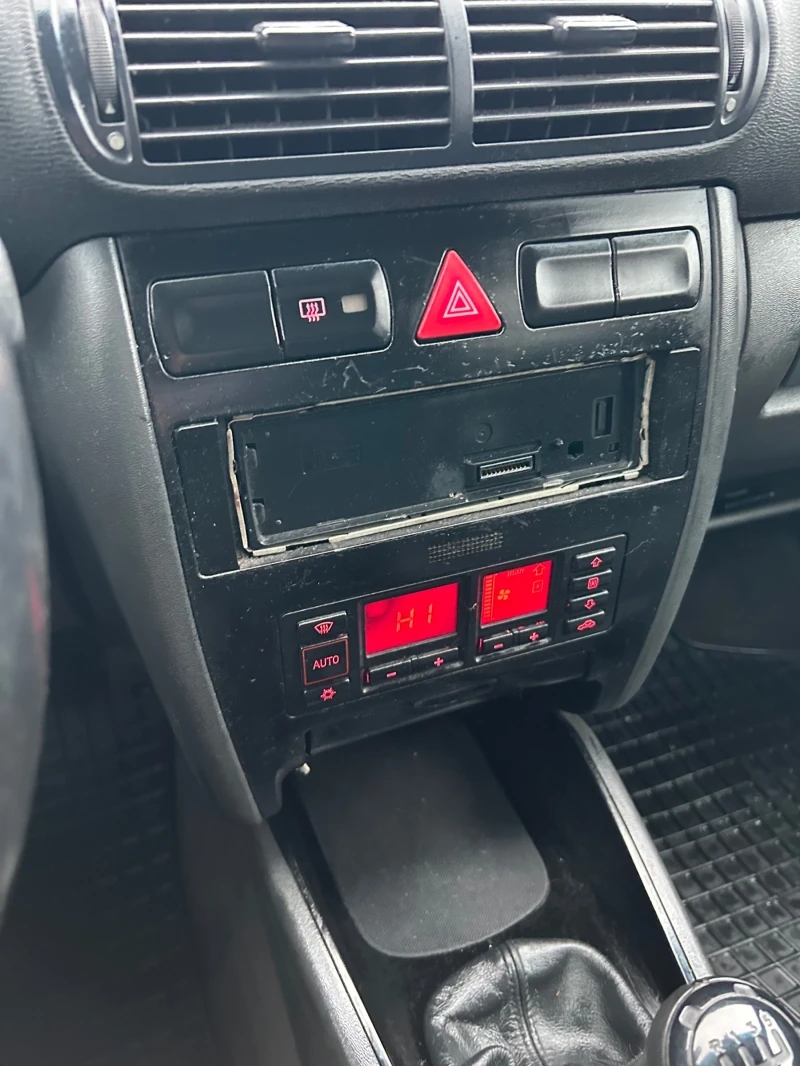 Audi A3 8l, снимка 15 - Автомобили и джипове - 53297263