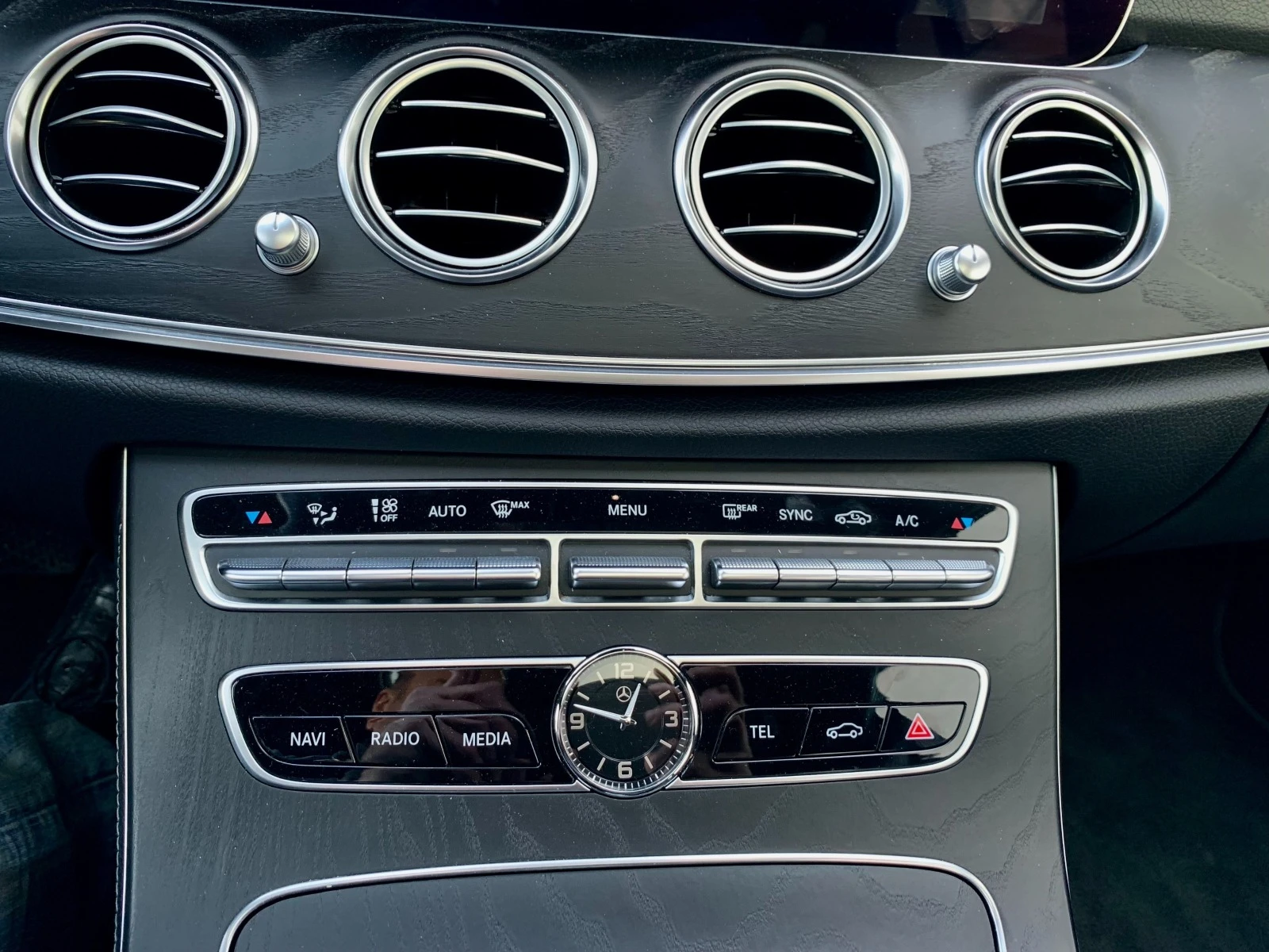 Mercedes-Benz E 400 T AVANTGARDE 4MATIC AIRMATIC | Mobile.bg   14