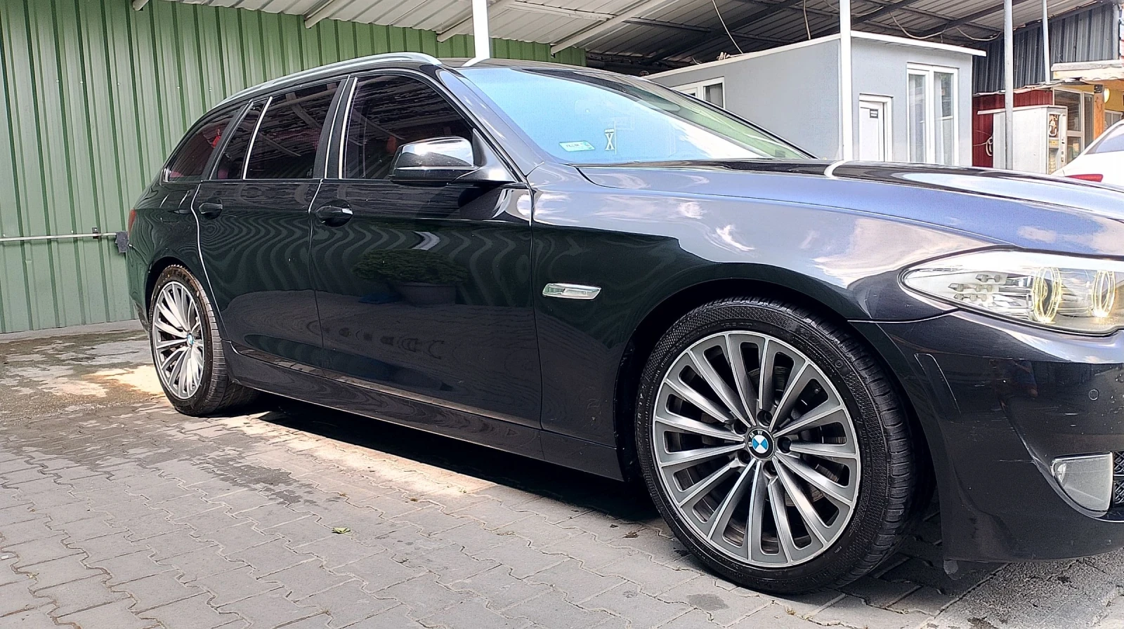 BMW 520 F11 - изображение 5