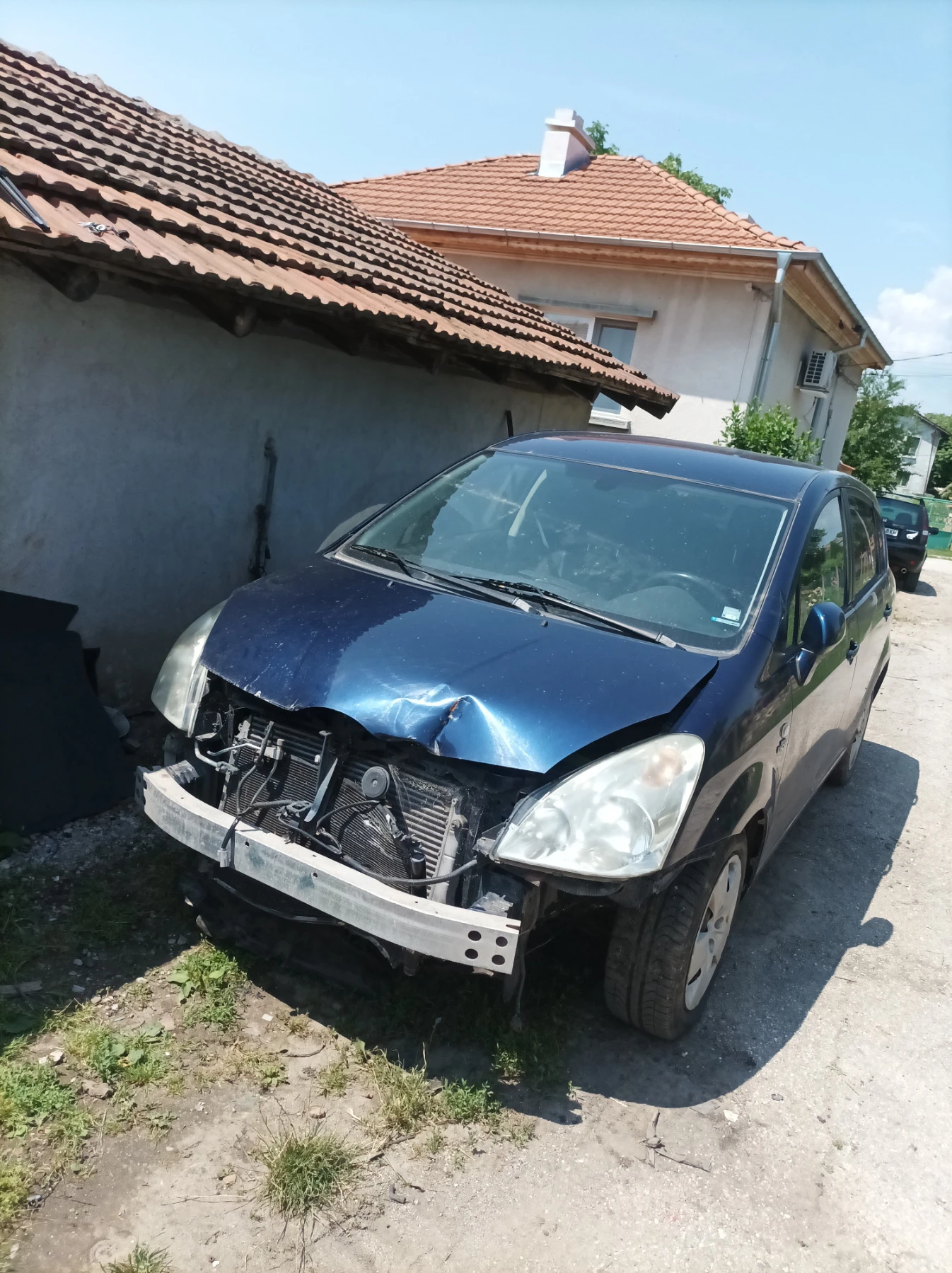 Toyota Corolla verso 2.2 D4D. 177 кс. D-CAT.  | Mobile.bg — изображение 1