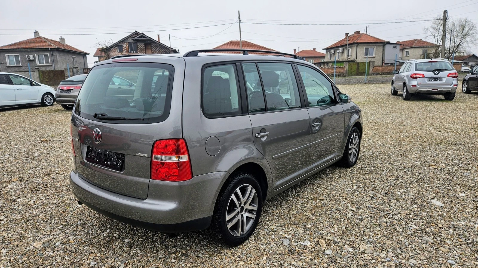 VW Touran 2.0i-109ks-bifuel - изображение 4