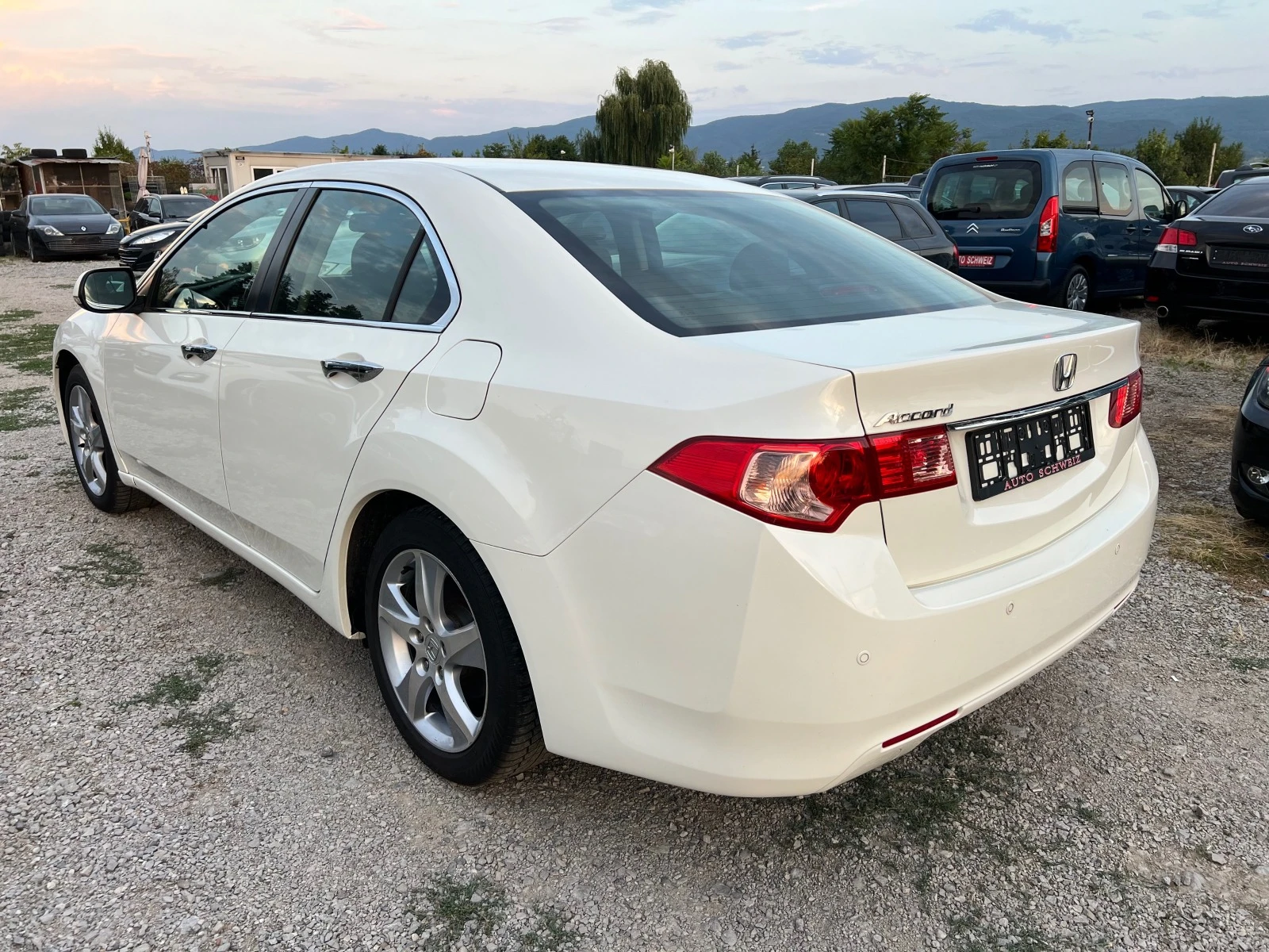 Honda Accord 2.2 D Schweiz - изображение 2