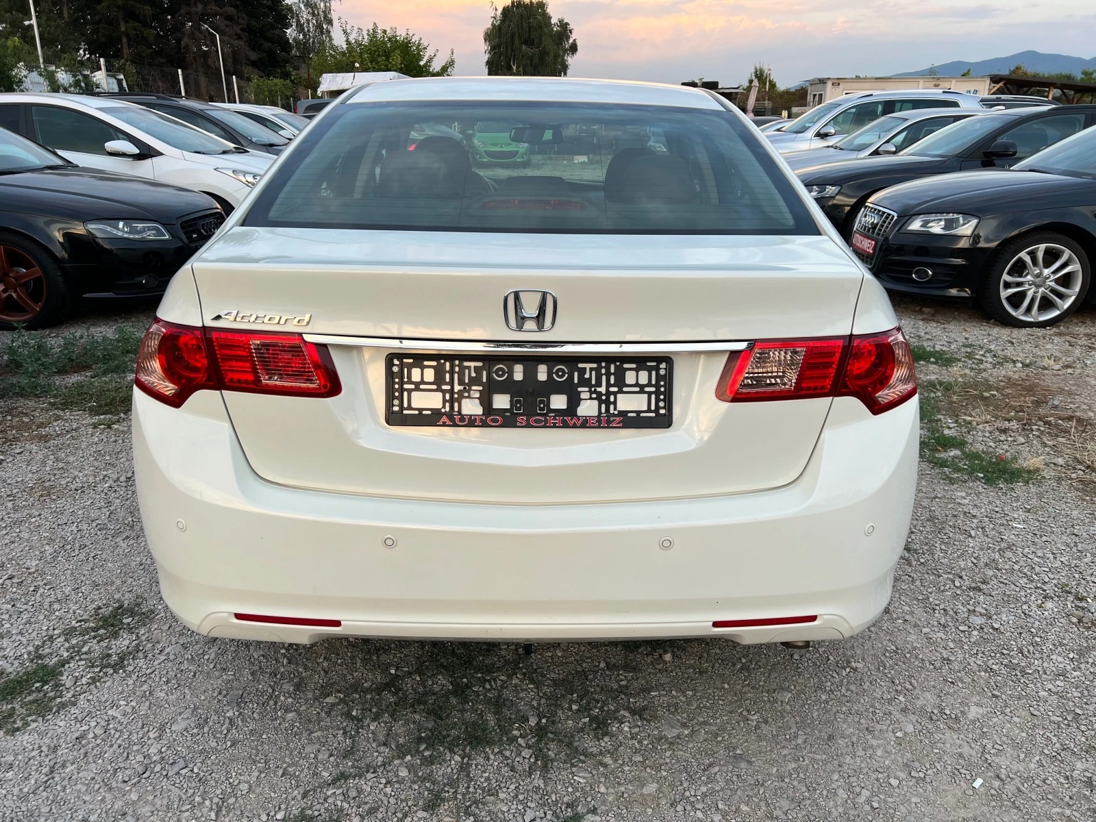 Honda Accord 2.2 D Schweiz - изображение 3