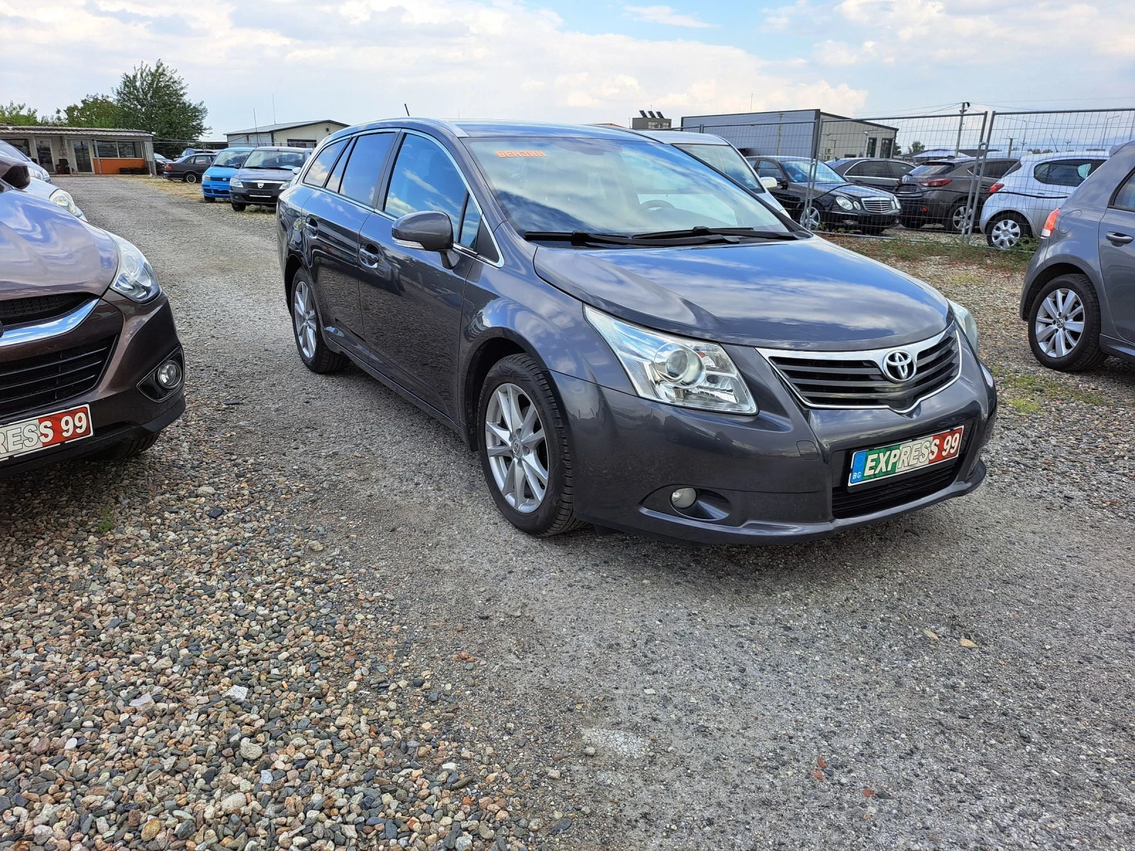 Toyota Avensis 1.8i - [1] 