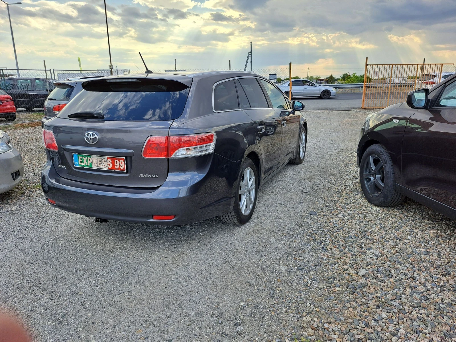 Toyota Avensis 1.8i - изображение 5