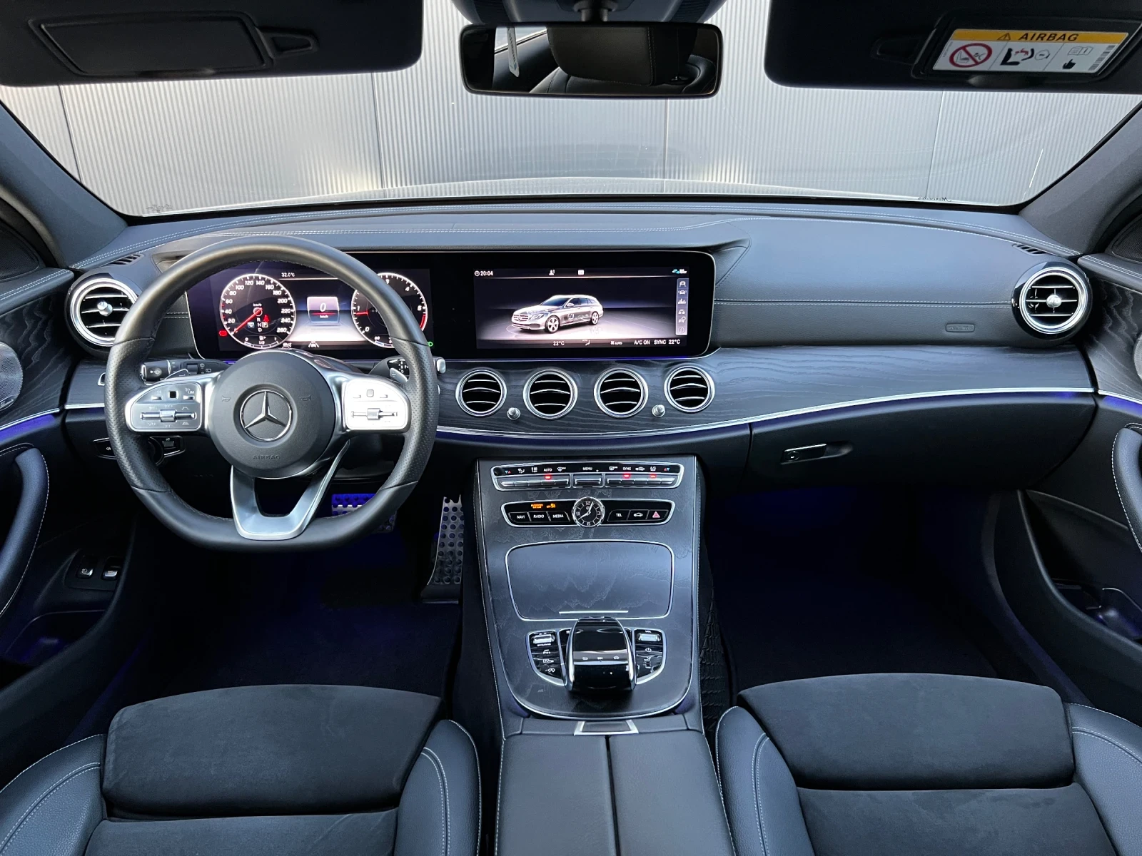 Mercedes-Benz E 220 d/AMG/Camera/Burmester/Distronic - изображение 8