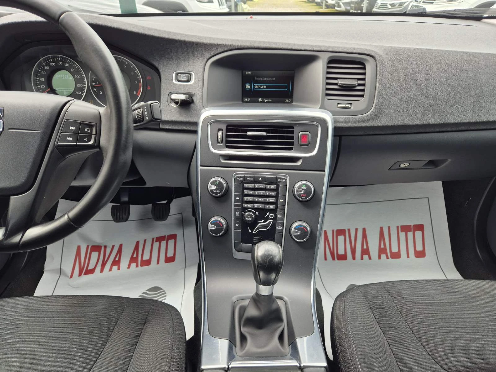 Volvo S60 1.6-150кс-СУПЕР СЪСТОЯНИЕ- - изображение 10