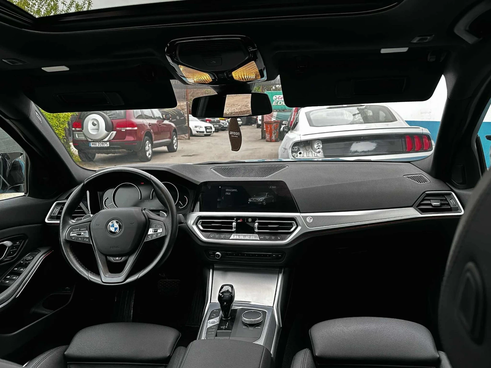 BMW 330  i XD FACELIFT, Реални км ! - изображение 9