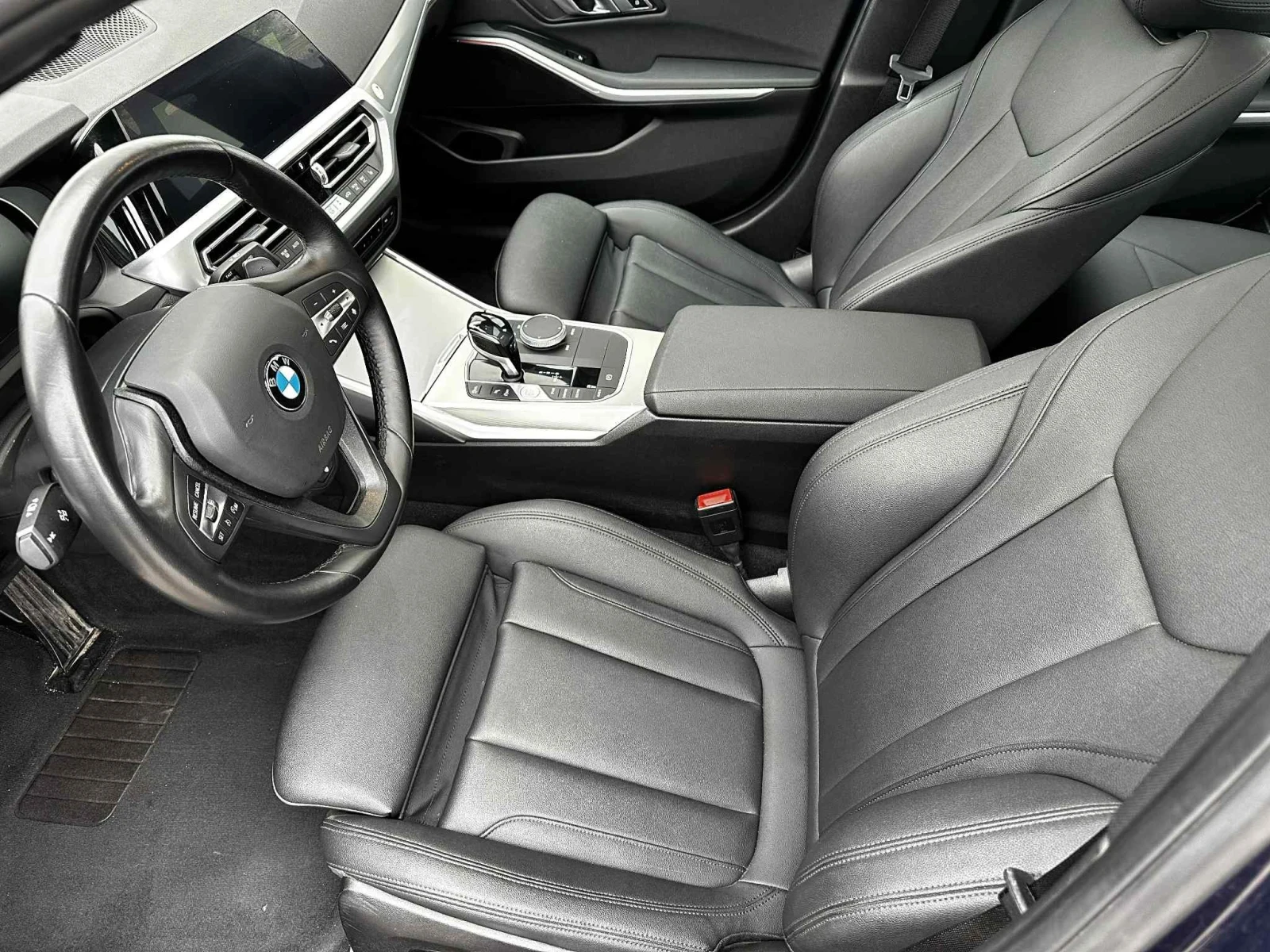 BMW 330  i XD FACELIFT, Реални км ! - изображение 7