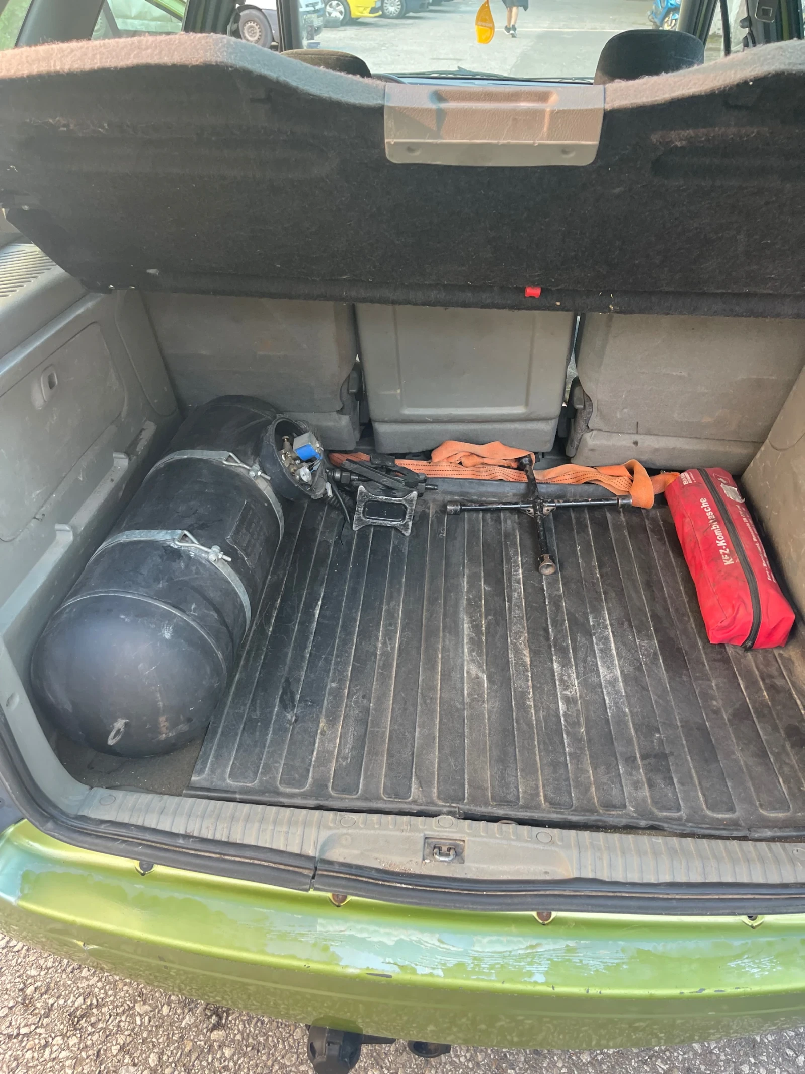 Renault Scenic Газ-бензин  - изображение 8