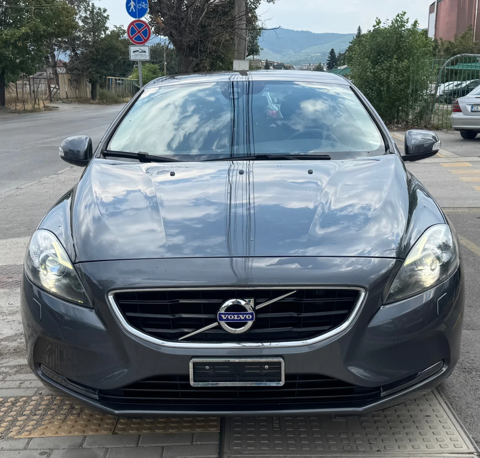 Volvo V40 T-3 1.6 Бензин 150 к.с. Euro 5b - изображение 2