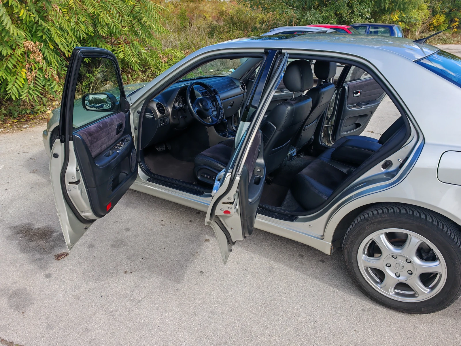 Lexus IS 200  - изображение 6