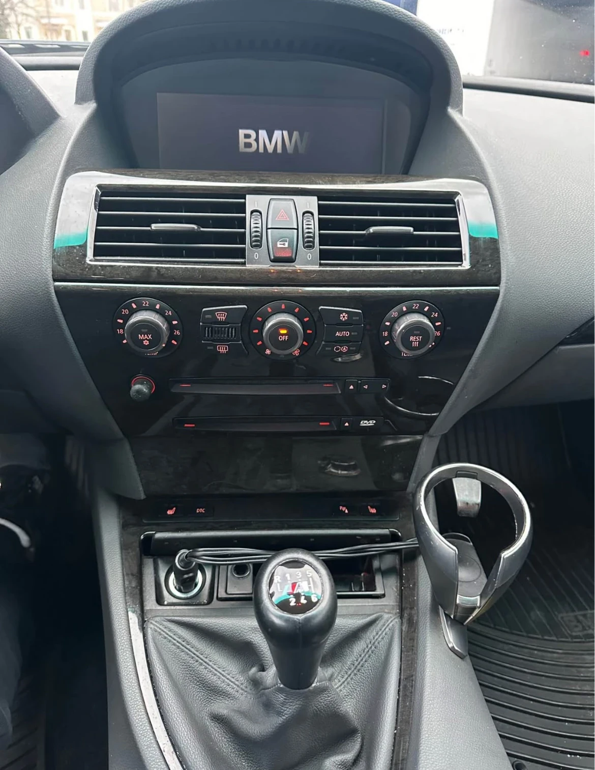 BMW 645 i * * 4.4 V8 * * CARFAX * * АВТО КРЕДИТ * *  - изображение 8
