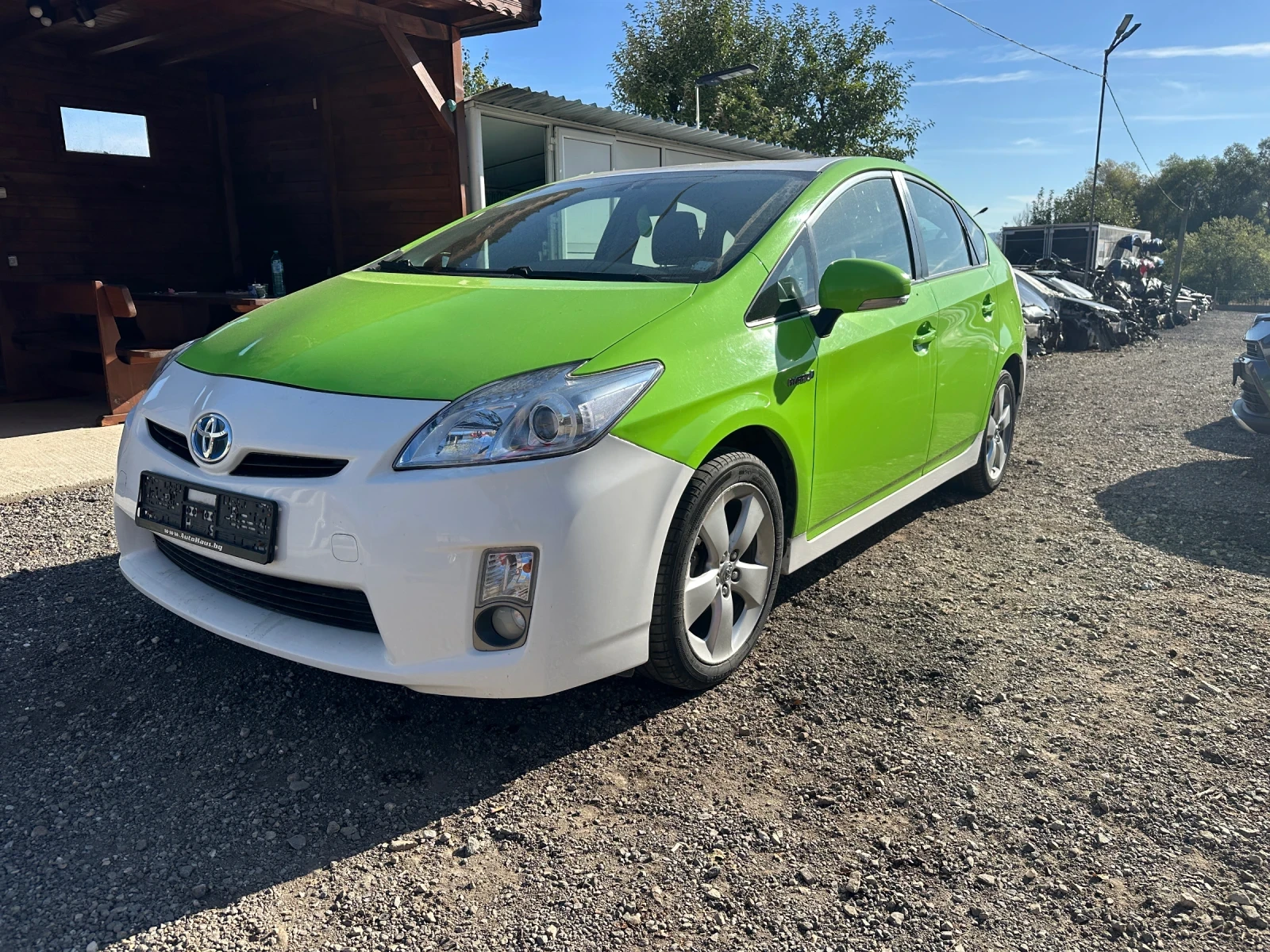 Toyota Prius 1.8 hybrid 136кс На части!