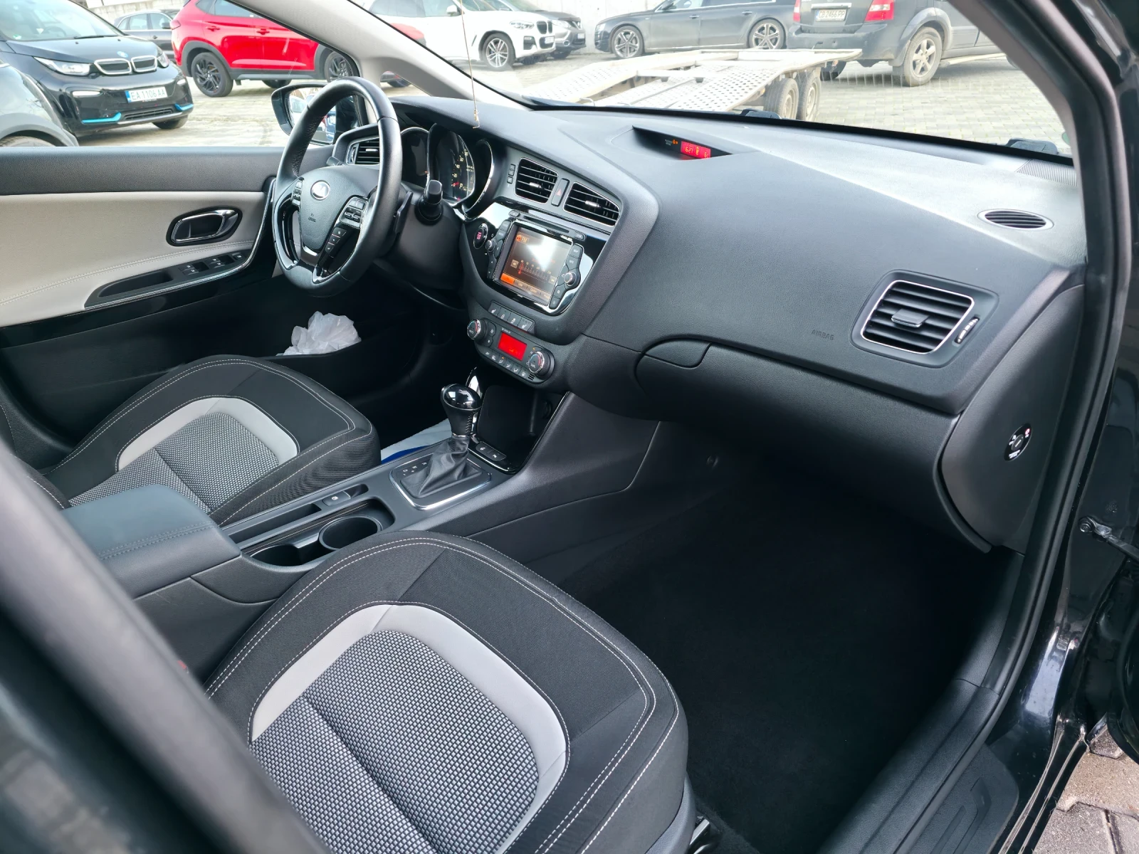 Kia Ceed 1.6 GDI Avtomat | Mobile.bg   12